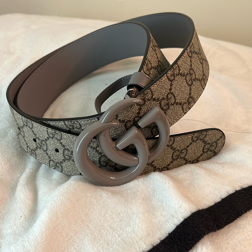 Never been worn gucci belt